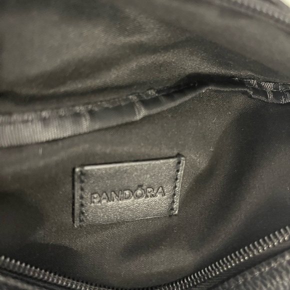Black Pandora Women/Men’s Belt Bag Zipper Closure Fanny Pack - Picture 9 of 10